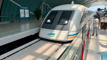 Mengintip Masa Depan: Bagaimana Kereta China 800 Km/Jam dalam 5,3 Detik Mengubah Industri Transportasi Global?